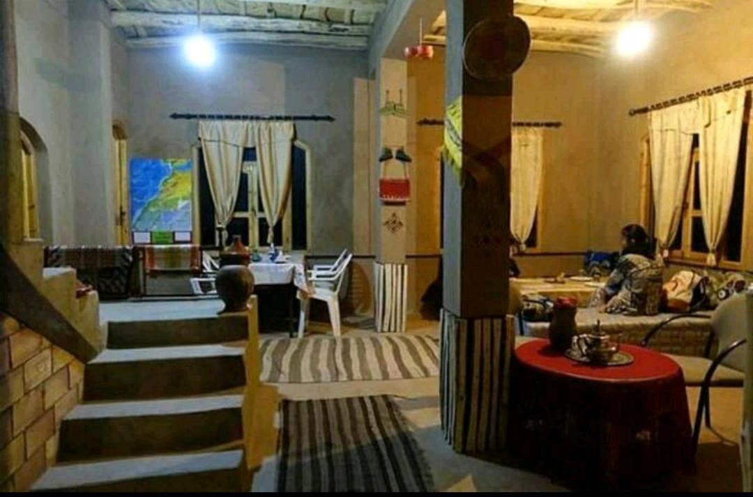 فندق Riad Pizzeria Marhaba Akhendachou n'Ait Ouffi المظهر الخارجي الصورة